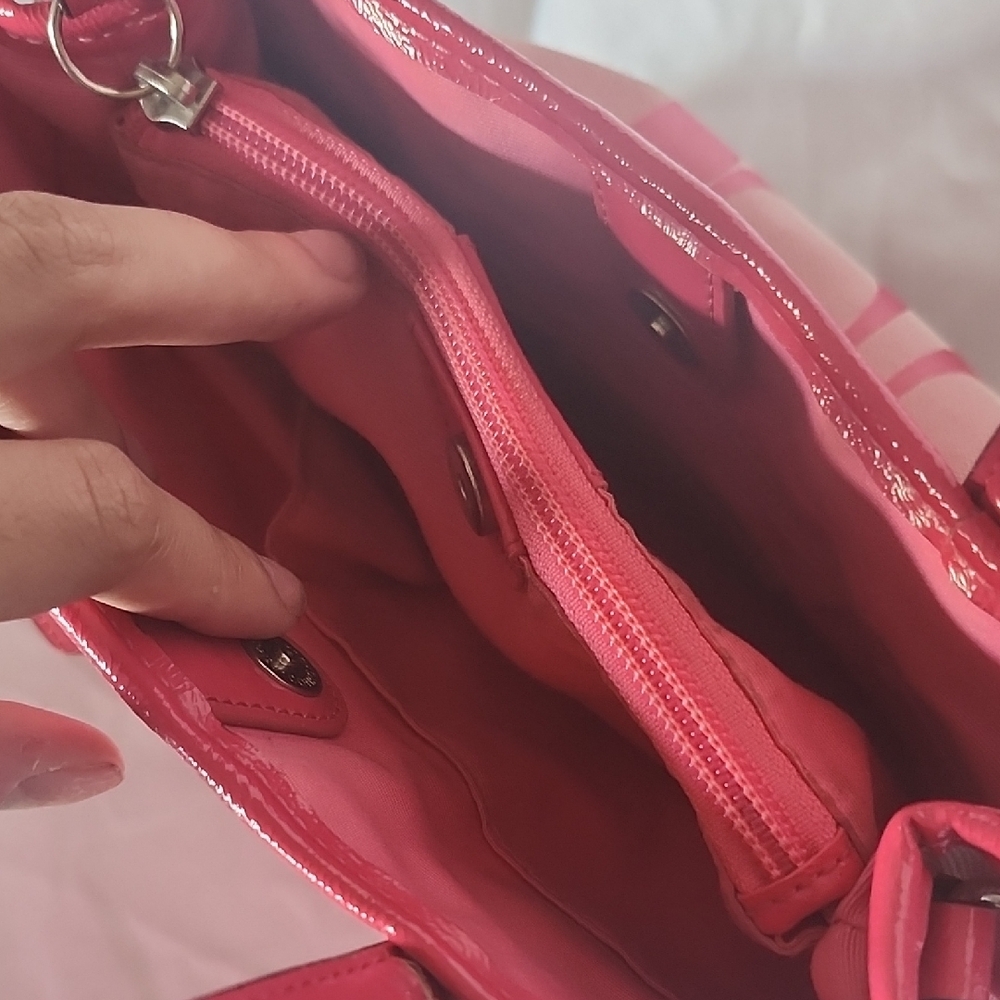 vintage Coach Pink Signature Shoulder Bag - Picture 4 of 5